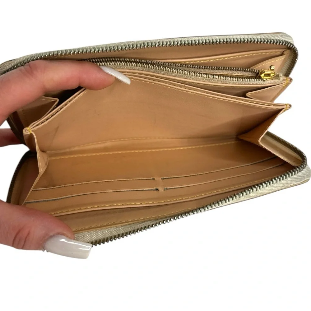 Louis Vuitton White Monogram Multicolor Murakami  Zippy Wallet - Picture 12 of 16